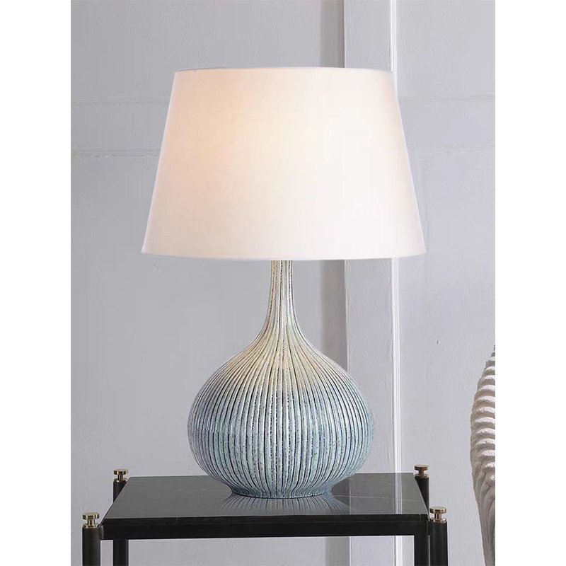 台灯（Table lamp）